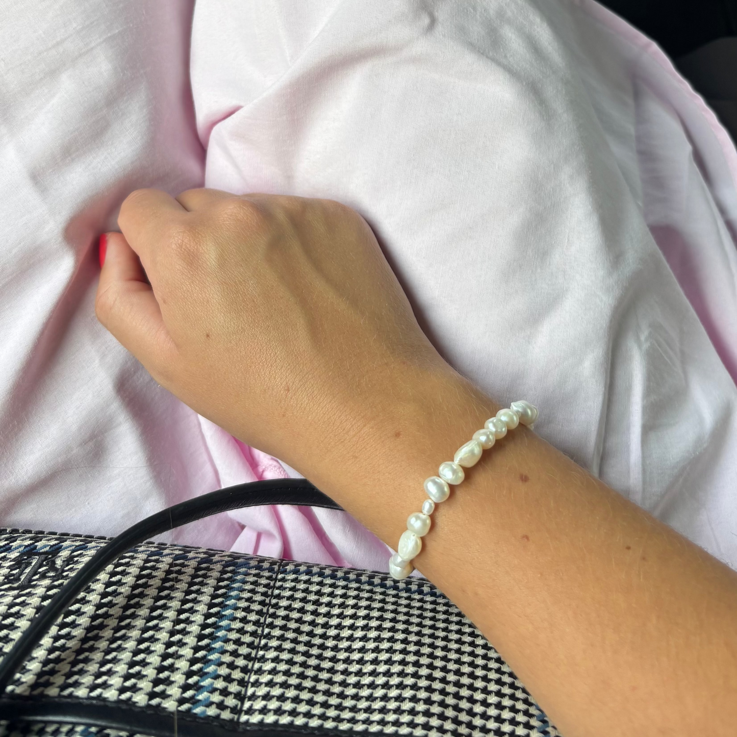 Bracelet with freshwater pearls
