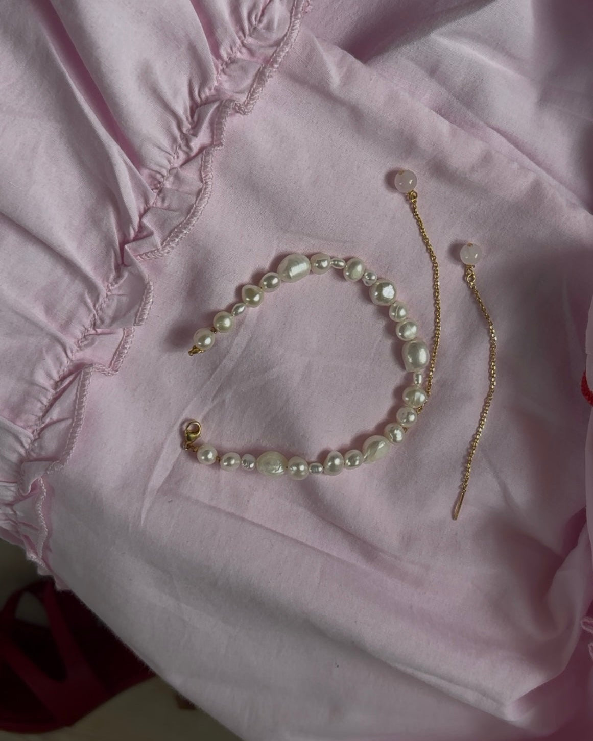 Bracelet with freshwater pearls